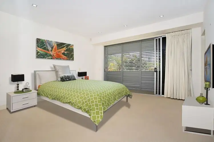 Sixth view of Homely unit listing, 2 17 Anne Avenue, Broadbeach QLD 4218