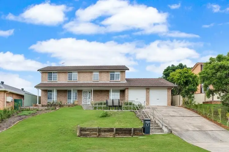 7 Yangtze Place, Kearns NSW 2558