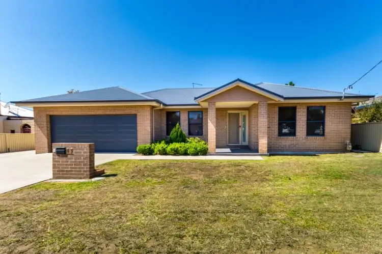 Main view of Homely house listing, 11 Edgeroy Street, Tamworth NSW 2340