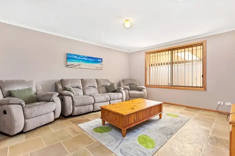 Fifth view of Homely house listing, 5 Paps Court, Munno Para West SA 5115