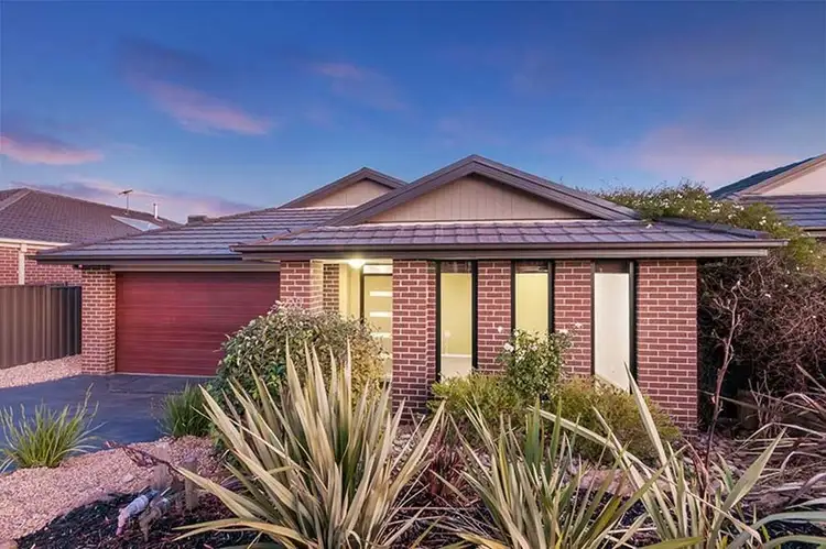 28 Wisteria Avenue, Craigieburn VIC 3064
