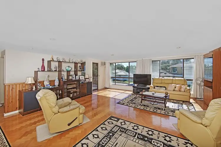 Second view of Homely house listing, 4 Elaine Avenue, Berkeley Vale NSW 2261