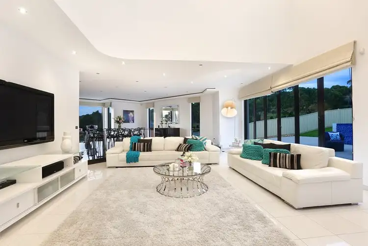 Sixth view of Homely house listing, 10 Hill Edge Court, Lysterfield South VIC 3156