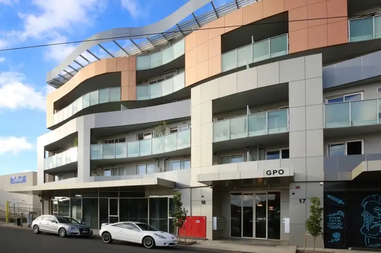 209/17 Robbs Parade, Northcote VIC 3070