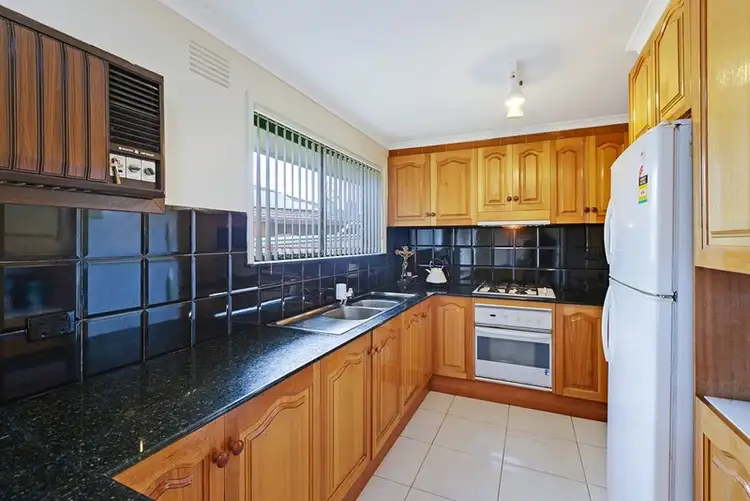 Second view of Homely house listing, 4 Kingston Close, Thomastown VIC 3074