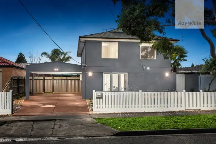 8 Cabernet Crescent, Bundoora VIC 3083