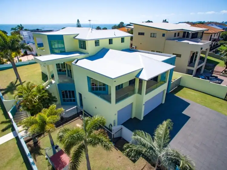 24 Mainsail Street, Birkdale QLD 4159