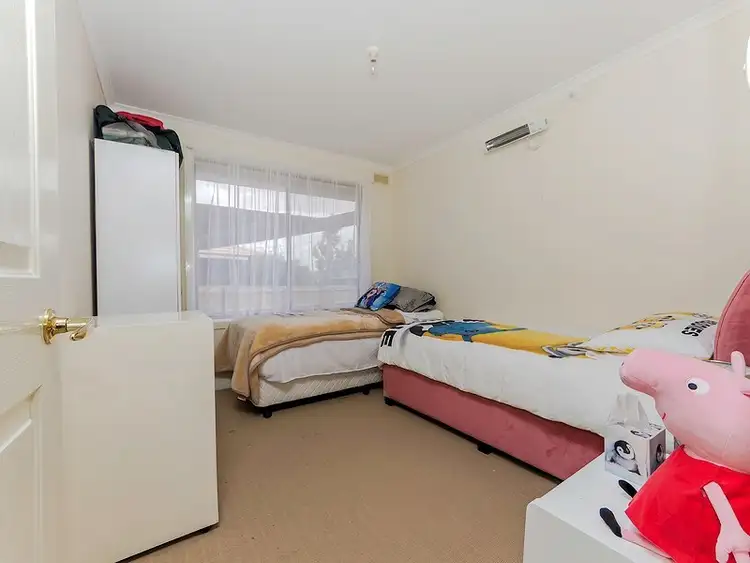 Sixth view of Homely house listing, 13 Zara Court, Albanvale VIC 3021