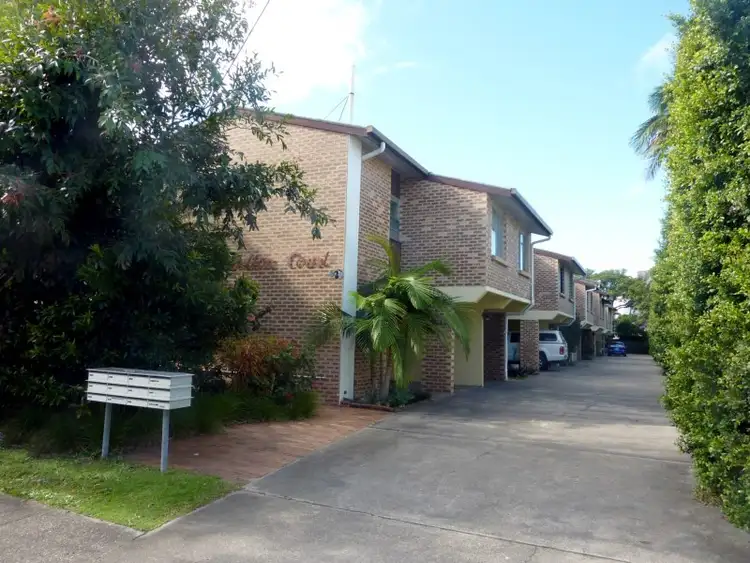 4/3 Proud Street, Labrador QLD 4215