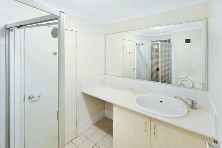 Fifth view of Homely unit listing, 717/719 'Varsity Towers', 25 Lake Orr Drive, Robina QLD 4226