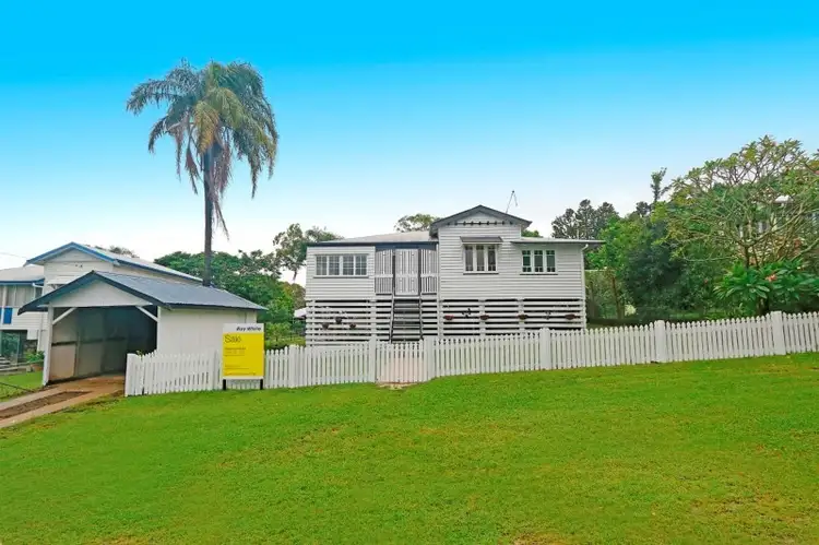 302 Upper Dawson Road, The Range QLD 4700