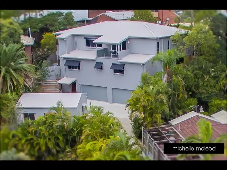 48 Goolman Street, Chapel Hill QLD 4069