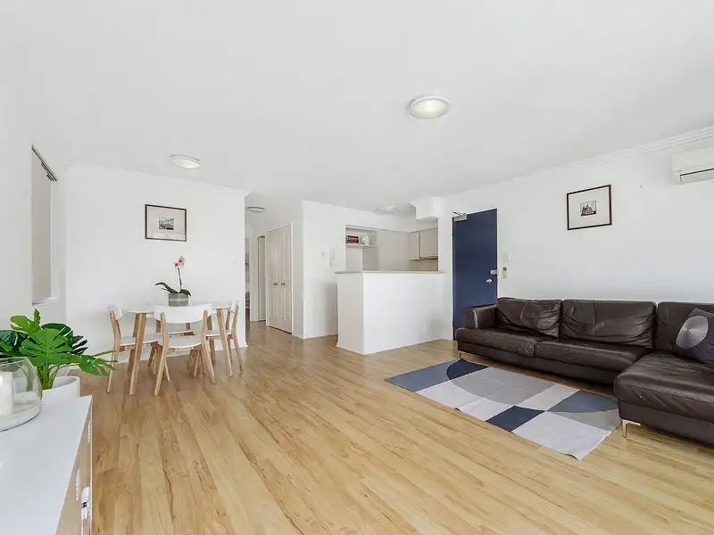 Main view of Homely unit listing, 5/7 Whiting Street, Labrador QLD 4215