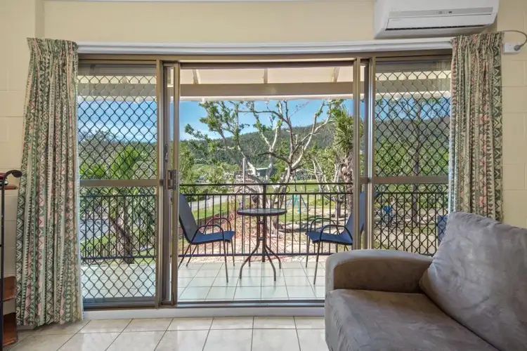 14/48 Coral Esplanade, Cannonvale QLD 4802