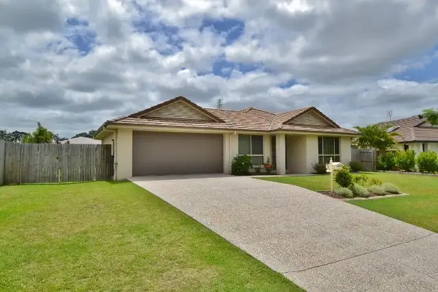 Second view of Homely house listing, 8 Bolwarra Court, Beerwah QLD 4519