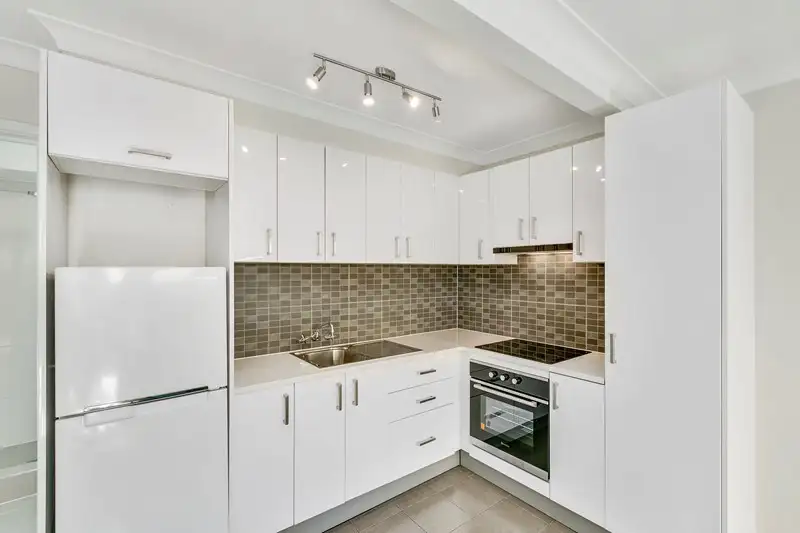 Main view of Homely apartment listing, 1/194 High Street, Southport QLD 4215