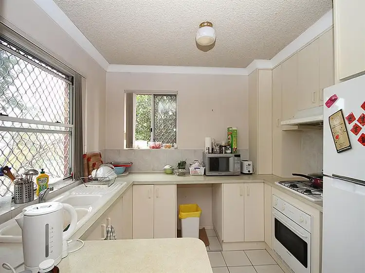 Third view of Homely unit listing, 4/66 Northcote Street, East Brisbane QLD 4169