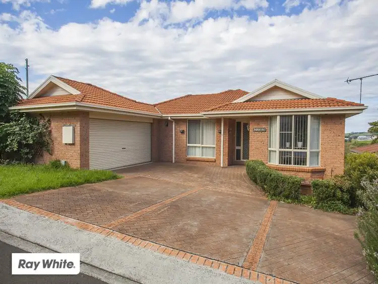 Second view of Homely house listing, 5 Pearce Place, Kiama NSW 2533