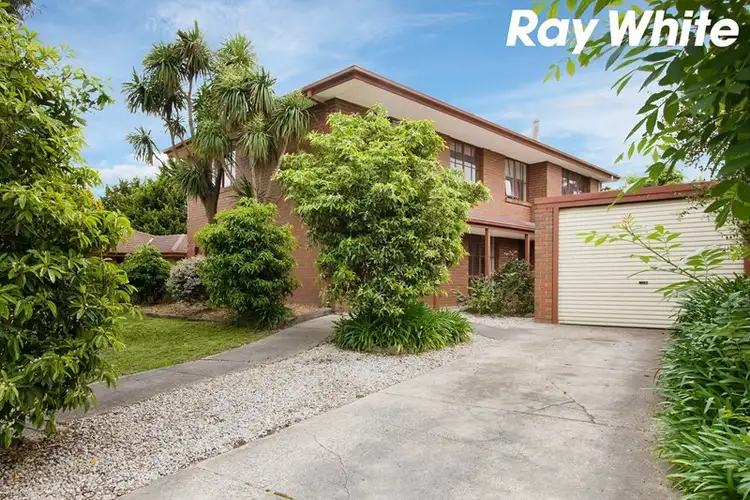7 Katjusha Court, Pakenham VIC 3810