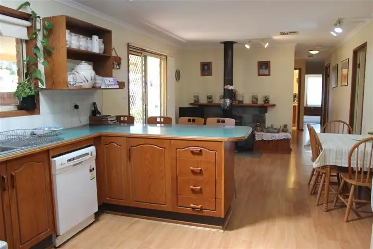 Fifth view of Homely house listing, 18 Davidson Drive, Dubbo NSW 2830