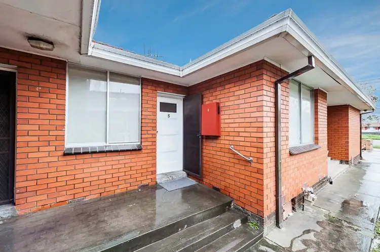 Main view of Homely unit listing, 5/327 High Street, Thomastown VIC 3074