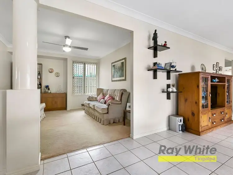 Sixth view of Homely house listing, 5 SUNHAVEN Crescent, Kuraby QLD 4112