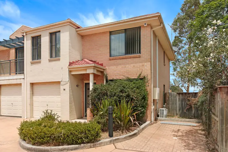 76 Coffs Harbour Avenue, Hoxton Park NSW 2171