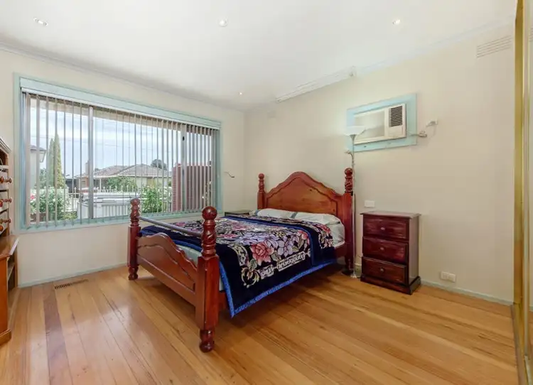 Seventh view of Homely house listing, 16 Pinoak Street, St Albans VIC 3021
