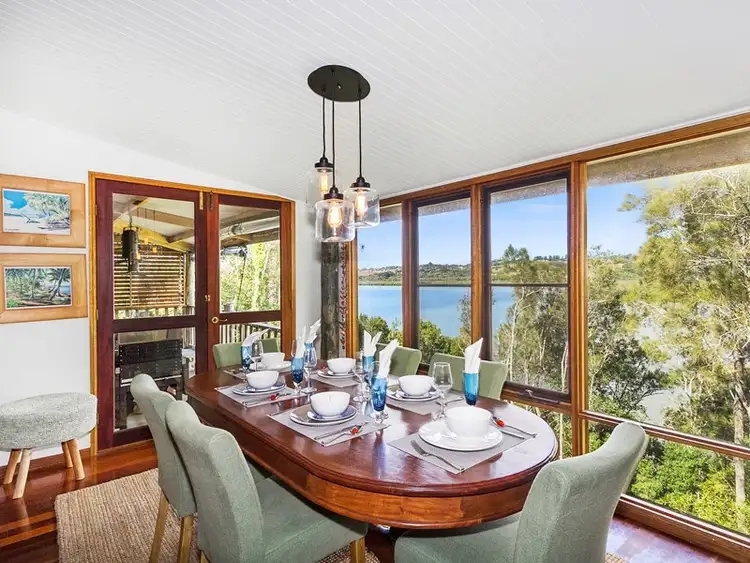 57 Broadwater Esplanade, Bilambil Heights NSW 2486