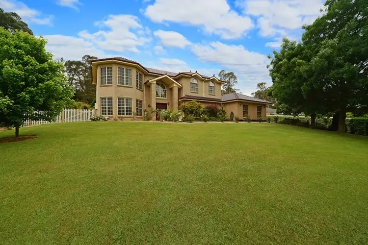 44 Highland Drive, Bowral NSW 2576