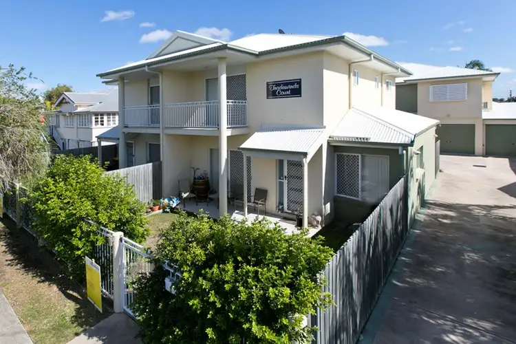 Main view of Homely unit listing, 2/15 Drayton Terrace, Wynnum QLD 4178