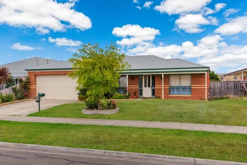Main view of Homely house listing, 32 Paratone Crescent, St Albans Park VIC 3219