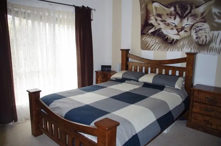 Fifth view of Homely house listing, 1 Tess Court, Paringa SA 5340