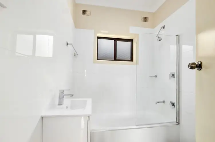 Sixth view of Homely house listing, 25b Craig Crescent, Dapto NSW 2530