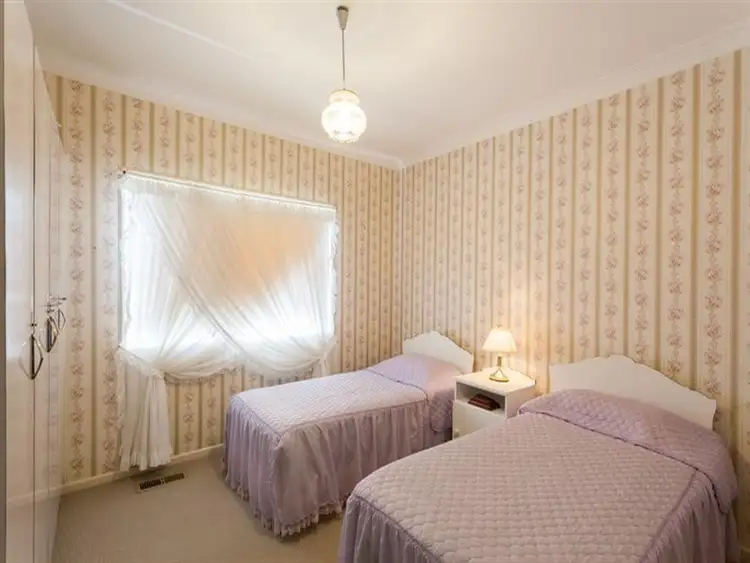 Sixth view of Homely house listing, 27 Kelly Avenue, Griffith NSW 2680
