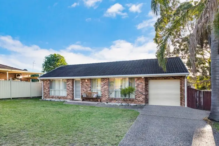 17 Griffiths Place, Eagle Vale NSW 2558