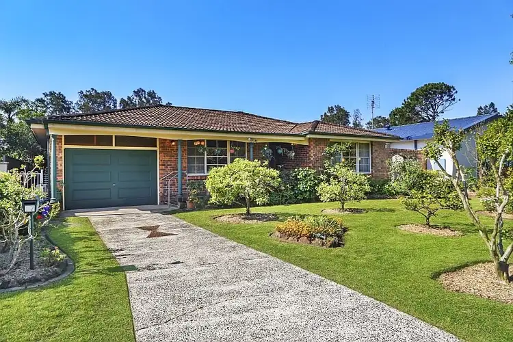 67 Bayline Drive, Point Clare NSW 2250