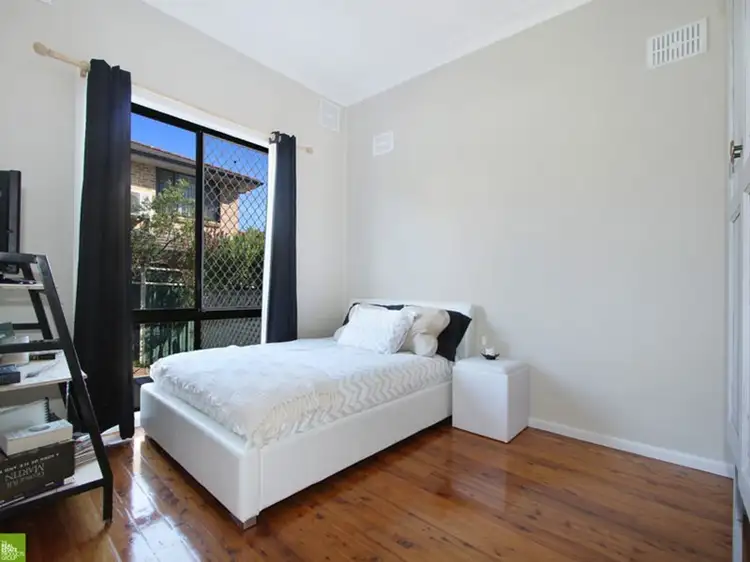 Third view of Homely unit listing, 4/33 Francis Street, Corrimal NSW 2518