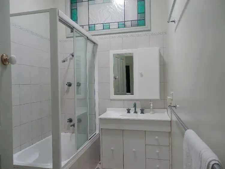 Fifth view of Homely house listing, 102 Hovell Street, Echuca VIC 3564