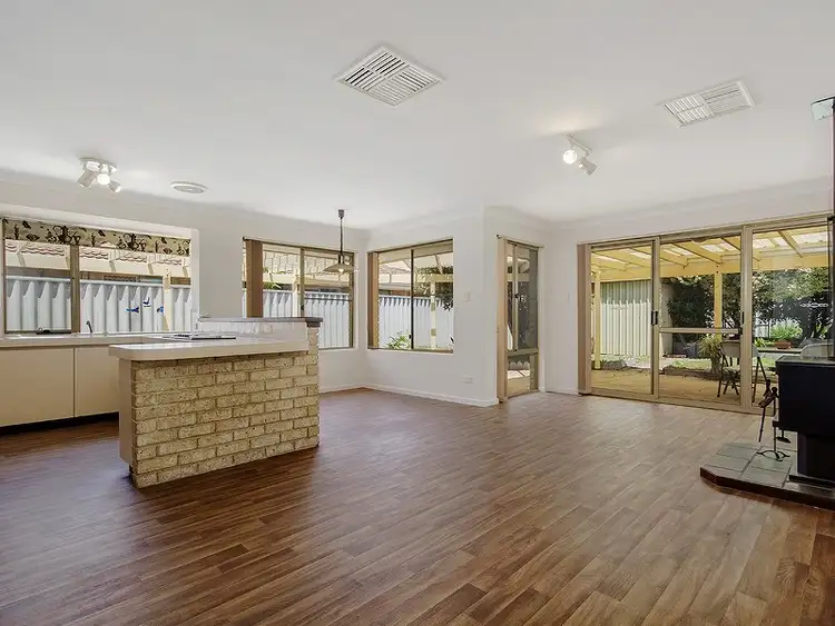Sixth view of Homely house listing, 8 The Avenue, Warnbro WA 6169