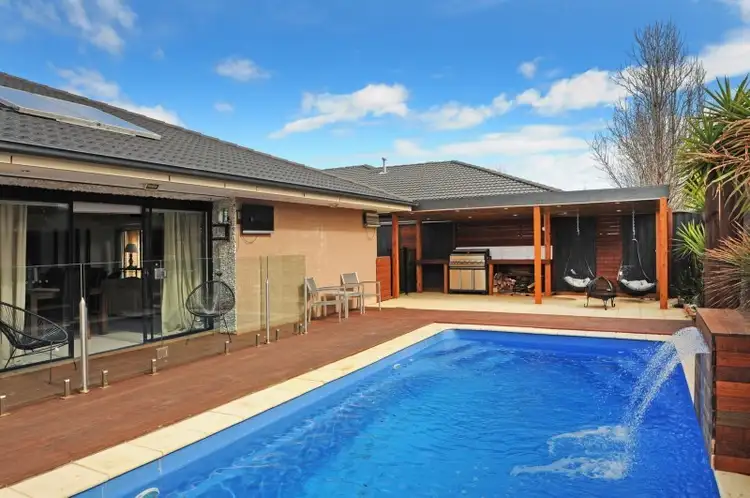 4 Torres Parade, Sandhurst VIC 3977