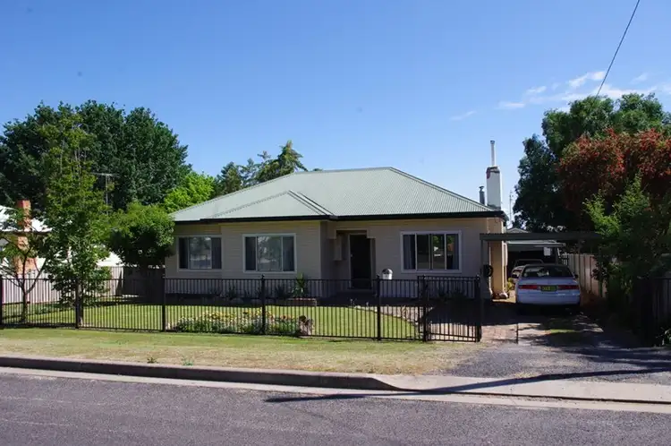 7 Shirley Street, Inverell NSW 2360