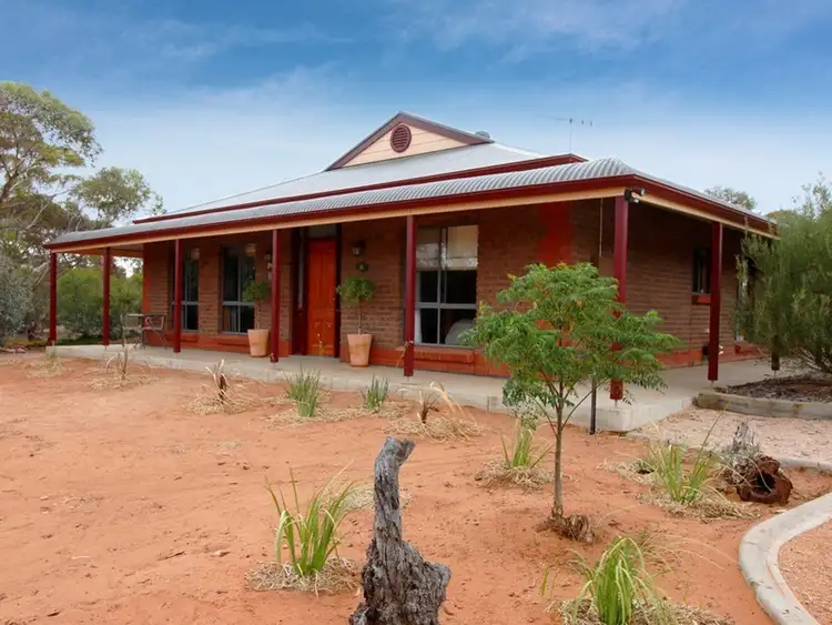 87 Minnis Road, Berri SA 5343