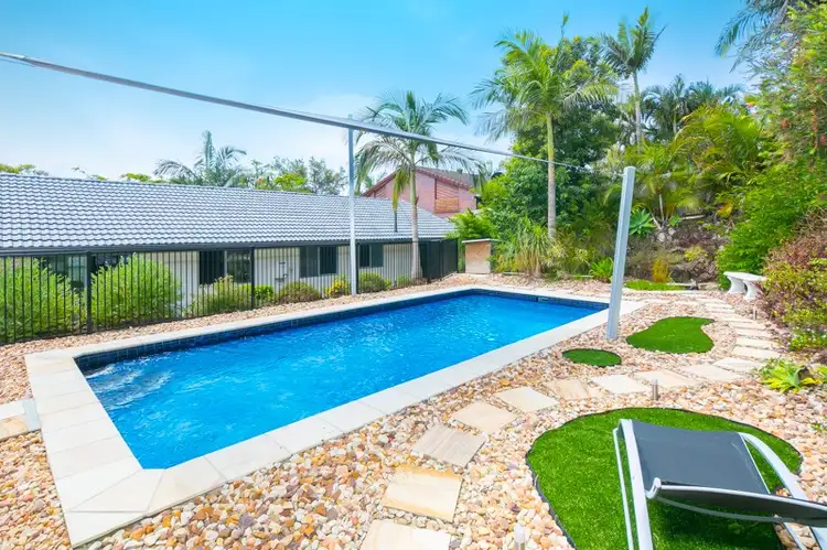 24 Darel Drive, Ashmore QLD 4214