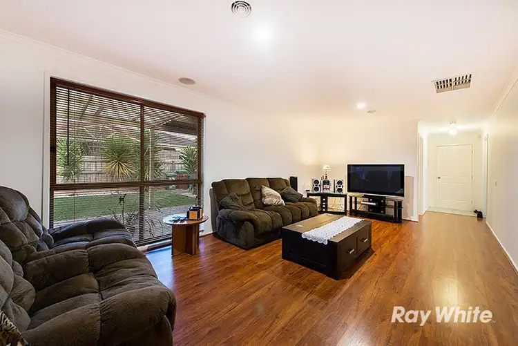 Sixth view of Homely house listing, 10 Gilja Court, Cranbourne West VIC 3977