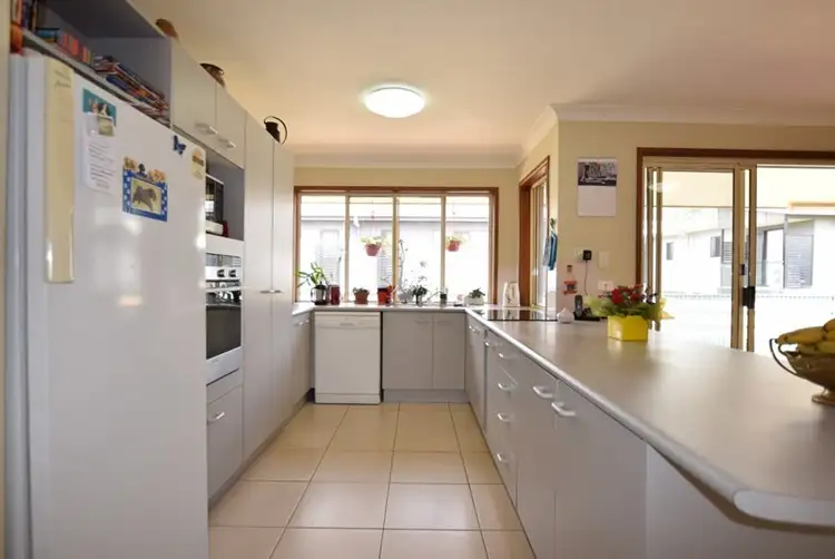 Second view of Homely house listing, 4 Ngumi Court, Eight Mile Plains QLD 4113