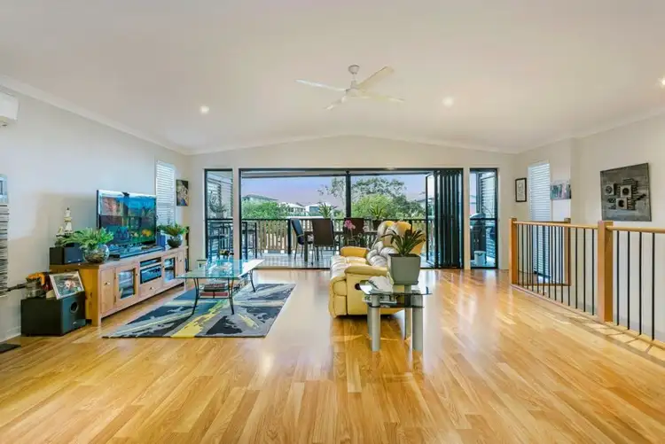 Second view of Homely house listing, 18 Cobar Street, Lota QLD 4179