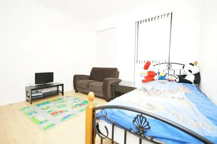 Seventh view of Homely townhouse listing, 4 Turnberry Road, Sunshine North VIC 3020