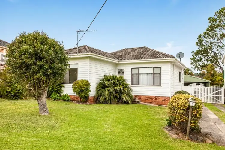 1 Cullen Street, Oak Flats NSW 2529