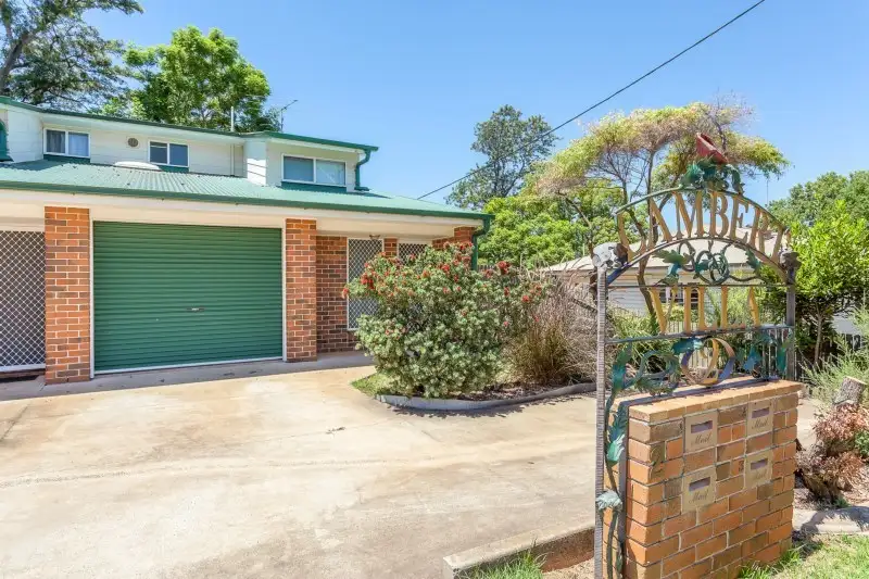 Main view of Homely unit listing, Unit 3/2 Kenric Street, Toowoomba City QLD 4350